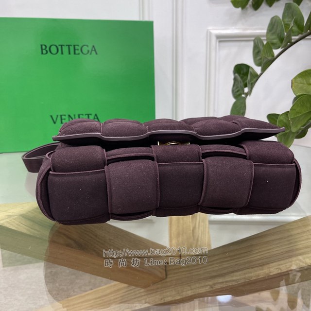 Bottega veneta高端女包 1970 寶緹嘉經典編織小牛皮肩背包 BV新款Cassette枕頭包  gxz1154